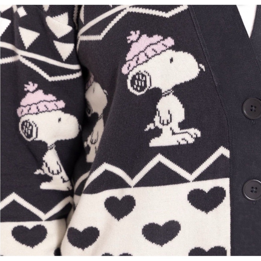 Peanuts Snoopy Button Cardigan - Picture 5 of 5